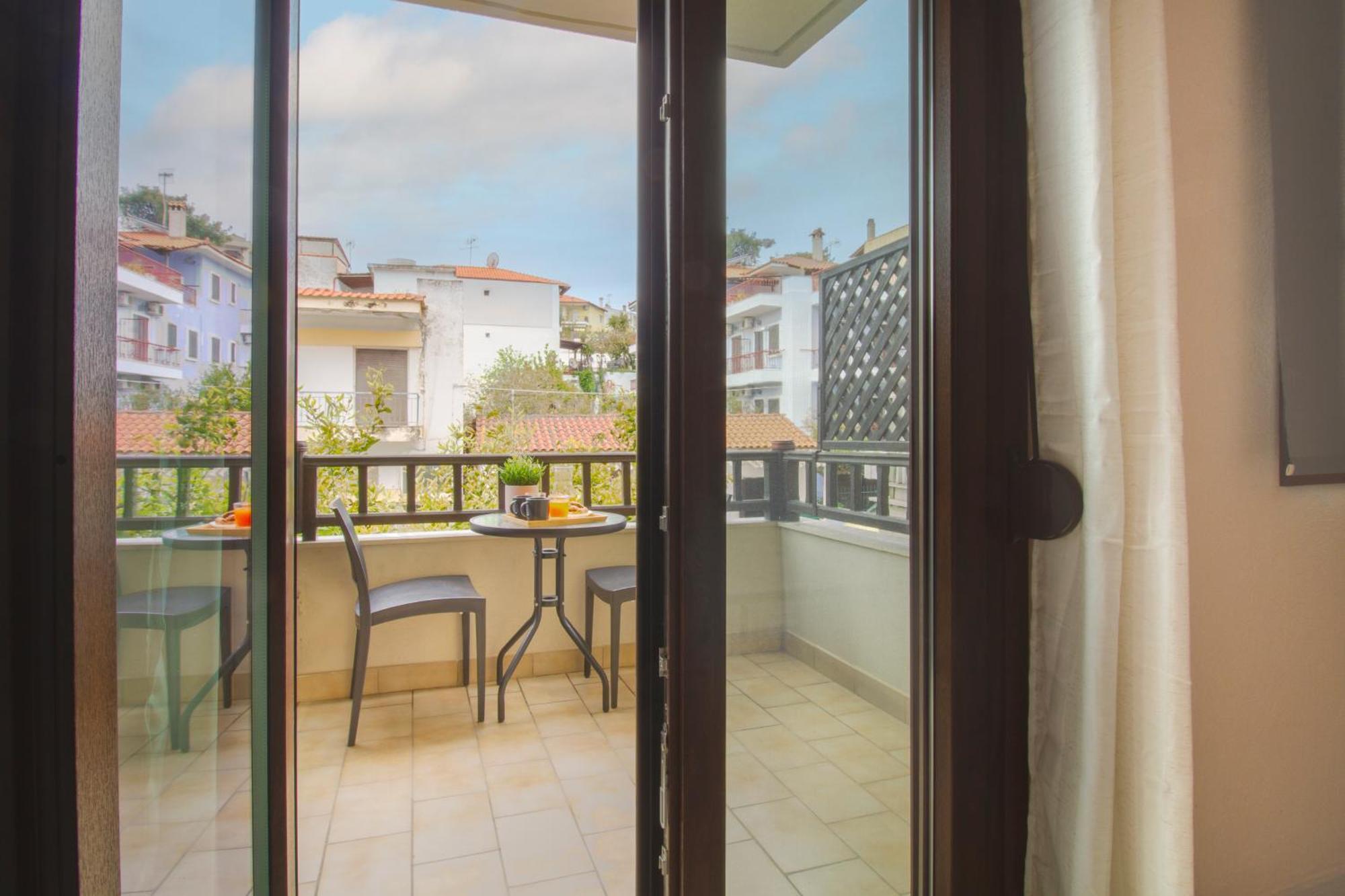 Apartment Anastasiadis House Néos Marmarás